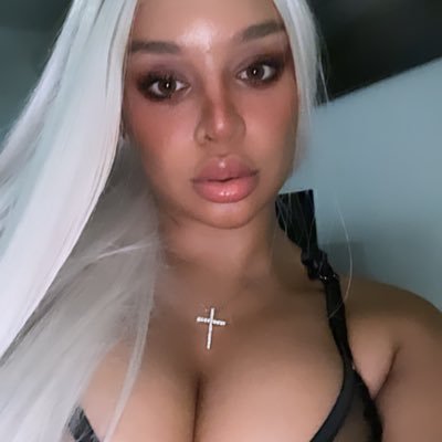 Beurettine nudes